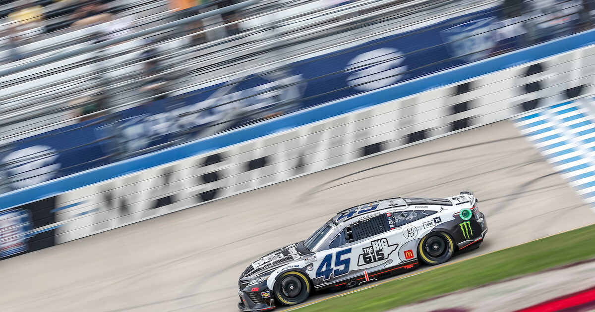 Tyler Reddick Leads Field in Cup Series Practice from Nashville