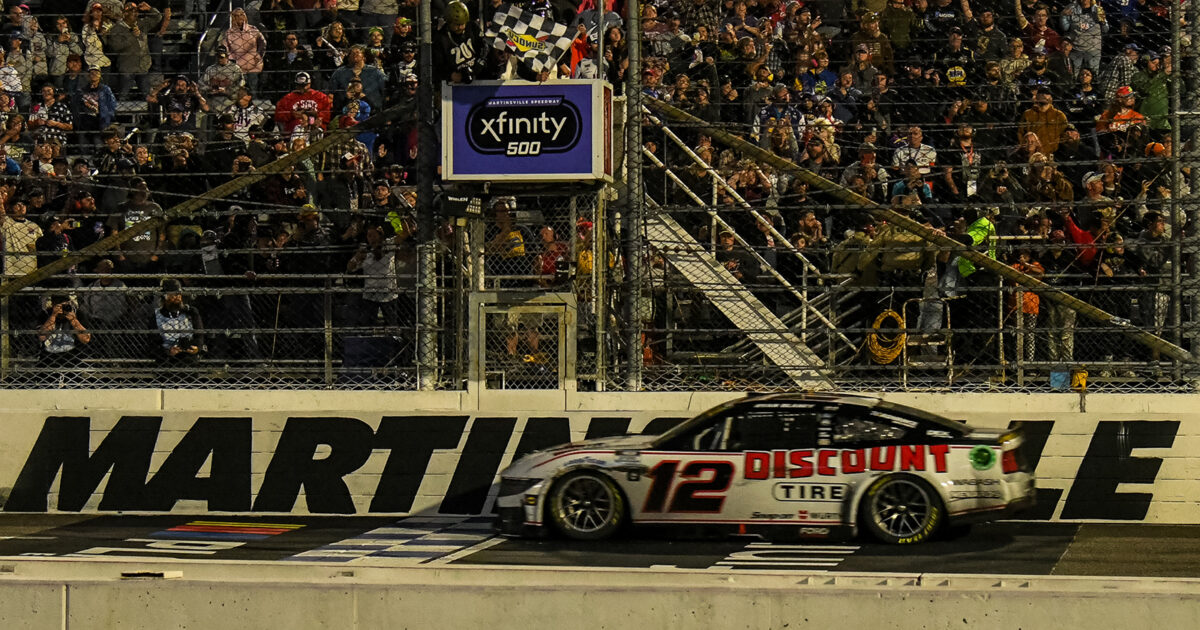Ryan Blaney Wins Xfinity 500 at Martinsville, Advances to Championship 4