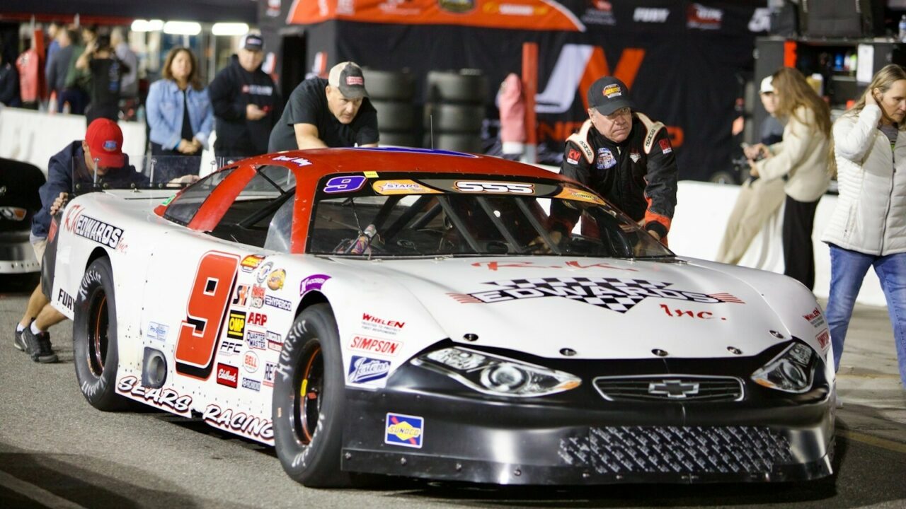 2025 11 14 19 14 05 1