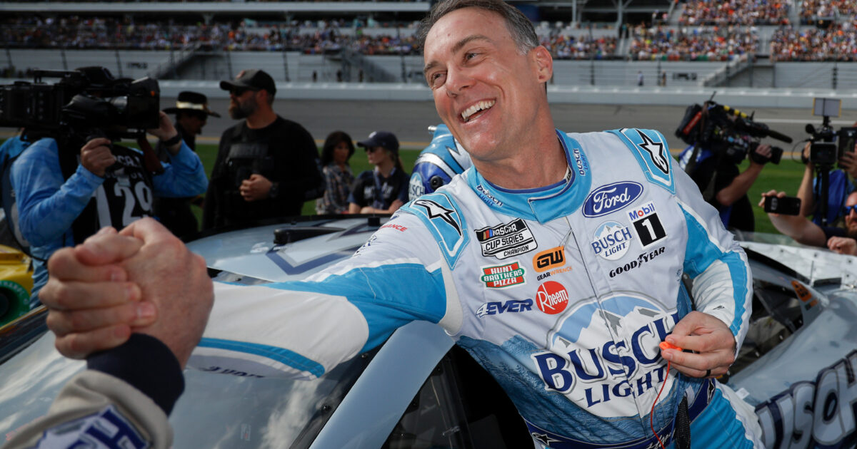 Kevin harvick enters cars tour race at north wilkesboro speedway