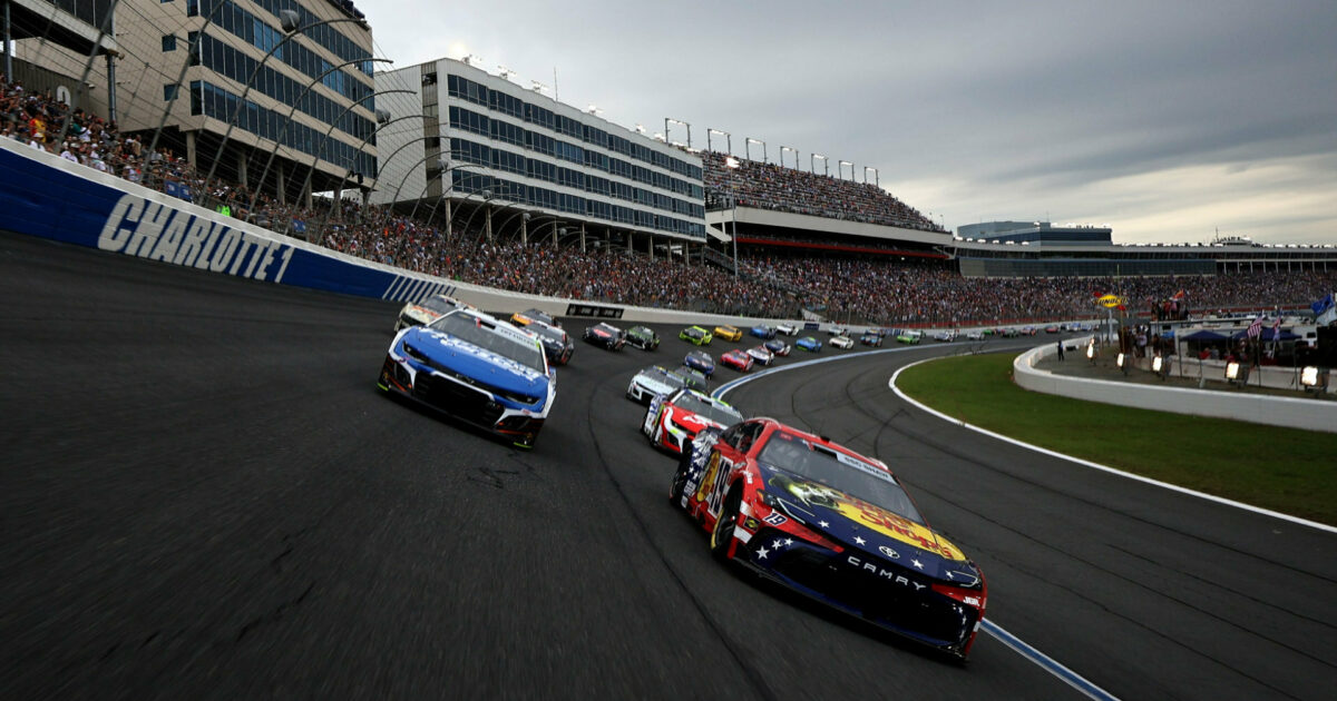 Charlotte Motor Speedway Returns to Oval for Bank of America 400 Chase Weekend