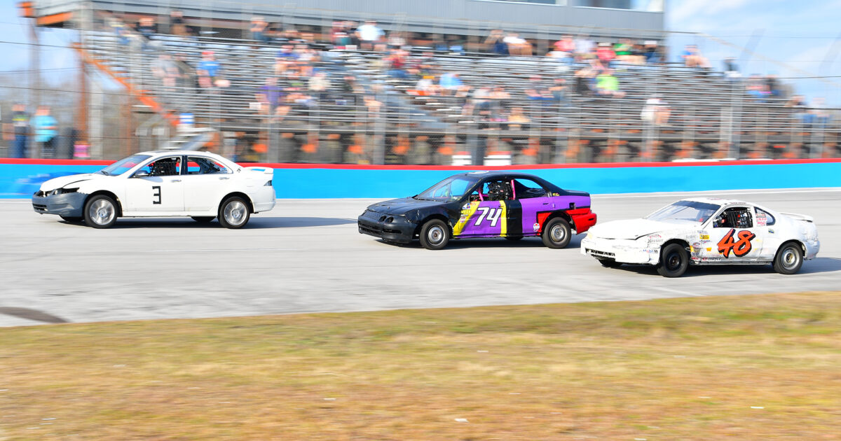 Bomber Race to Headline Memorial Day Weekend at Goodyear