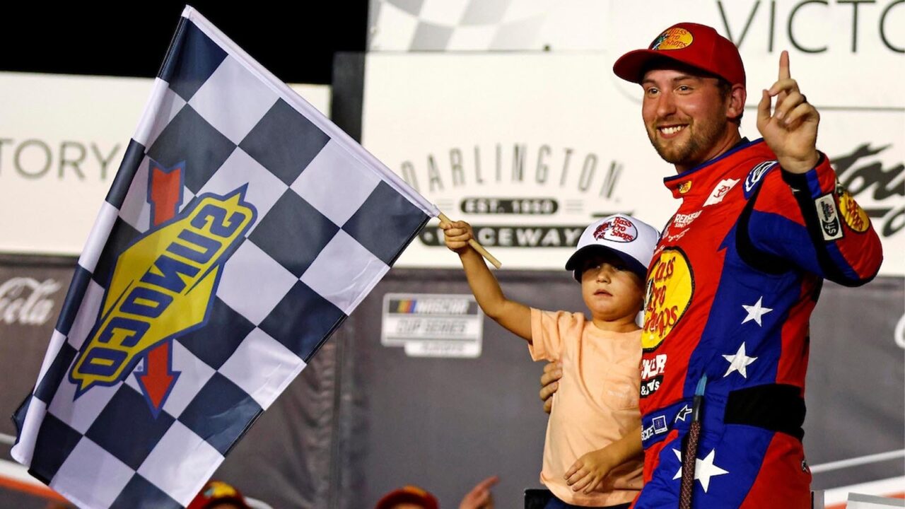 Chase Briscoe VL Darlington Southern 500 2025 PC Peter Casey TGR