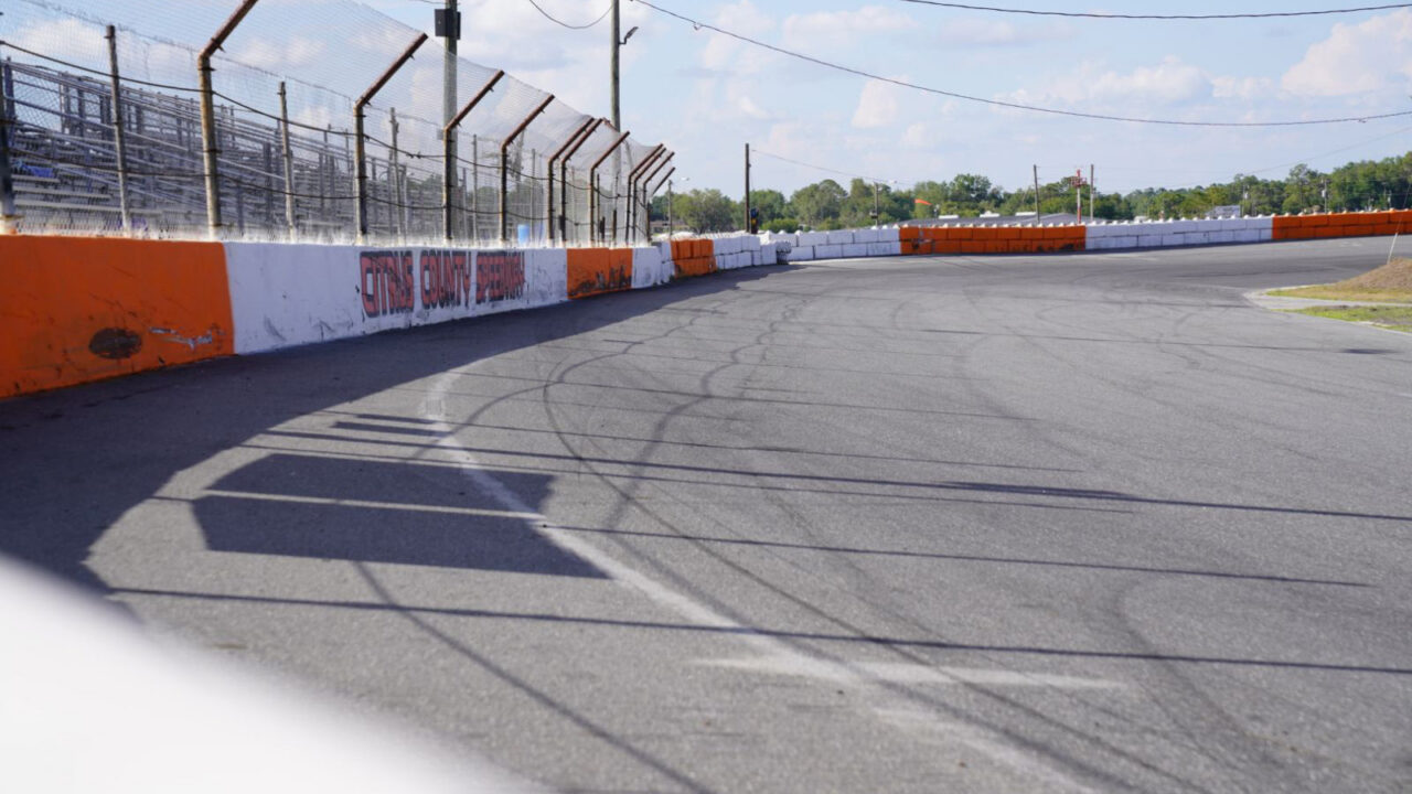 Citrus County Corner Wall