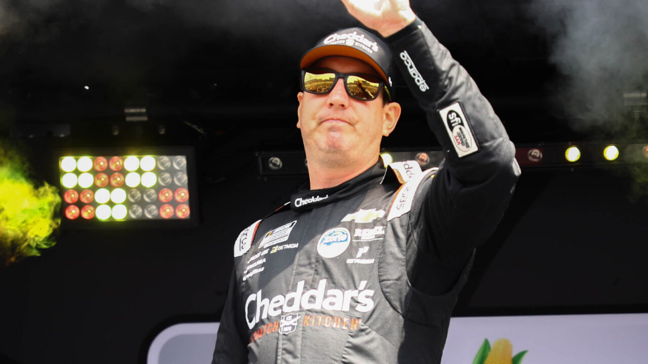 Kyle Busch Intros Iowa PC Jonathan Mccoy