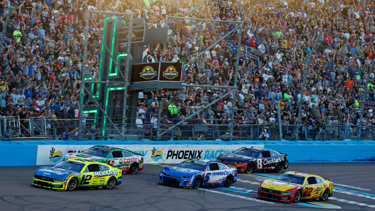 Phoenix Finish 2025 PC Peter Casey Ford