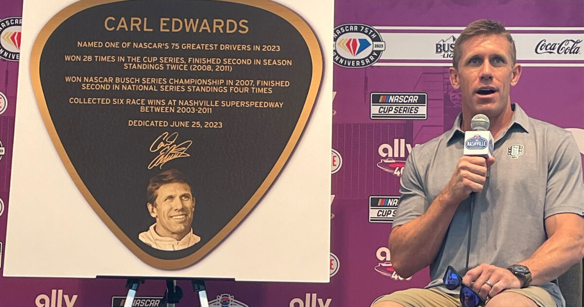 Carl Edwards Enjoying Warm Reception From NASCAR Fans